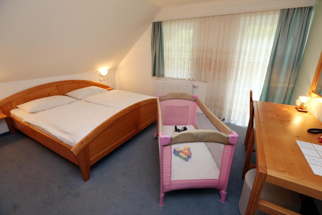 Bed & Breakfast Hisa Resje Bohinj Room photo